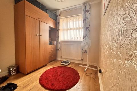 8 Ashtead Close, Minworth, Sutton Coldfield, B76 1YH