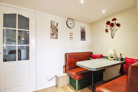27 Grosvenor Road, Lower Gornal, Dudley, DY3 2PS