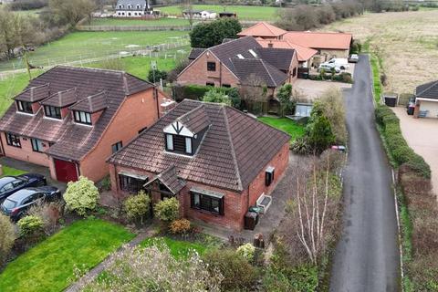 3 bedroom detached house for sale, Moat Lane, WICKERLSEY