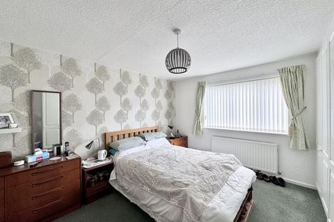 8 Kestrel Drive, Sutton Coldfield, B74 4XW