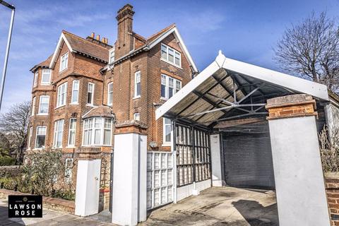 3 bedroom ground floor flat for sale, Festing Road, Southsea