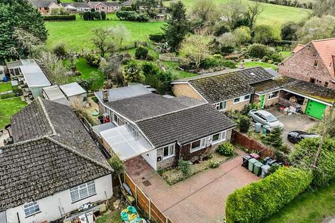 3 bedroom detached bungalow for sale, Spring Lane, Folkingham