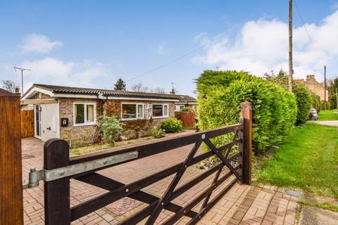 3 bedroom detached bungalow for sale, Spring Lane, Folkingham