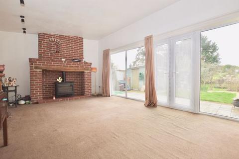 3 bedroom detached bungalow for sale, Spring Lane, Folkingham