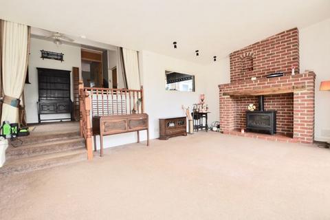 3 bedroom detached bungalow for sale, Spring Lane, Folkingham