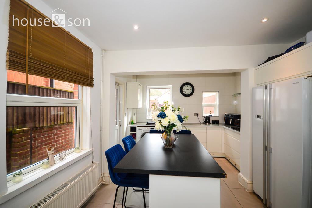 Kitchen2