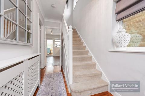 53 Hyde Road, South Croydon, CR2 9NS