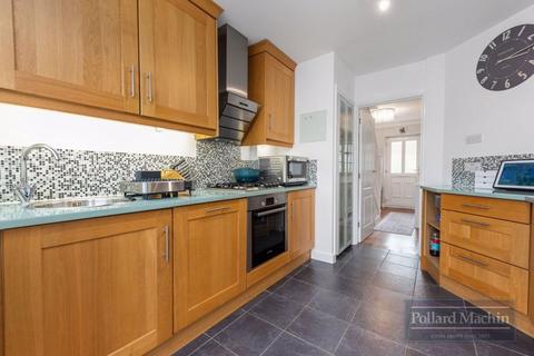 53 Hyde Road, South Croydon, CR2 9NS