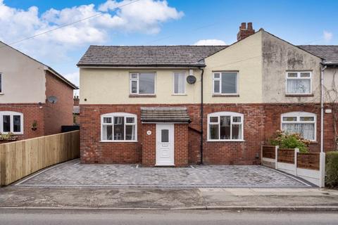 3 bedroom semi-detached house to rent, *Highfield Road, Bolton*