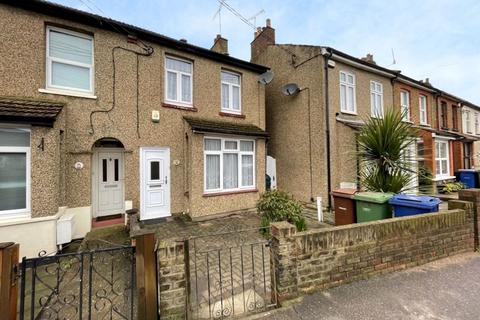 3 bedroom semi-detached house for sale, North Road, South Ockendon