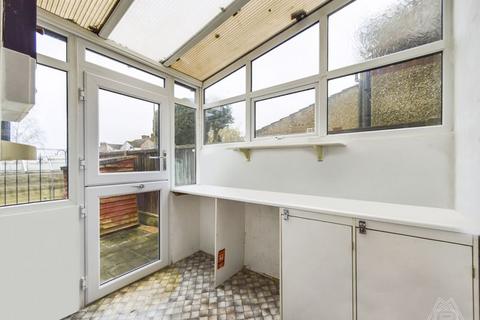 39 North Road, South Ockendon, RM15 6PT