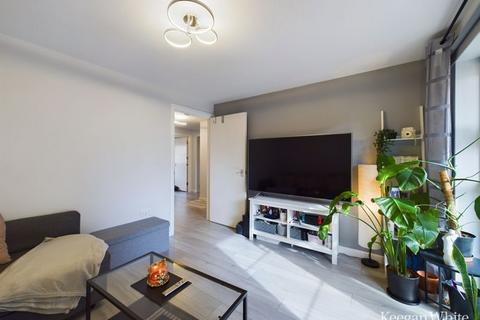 2 bedroom apartment for sale - Greengate, High Wycombe
