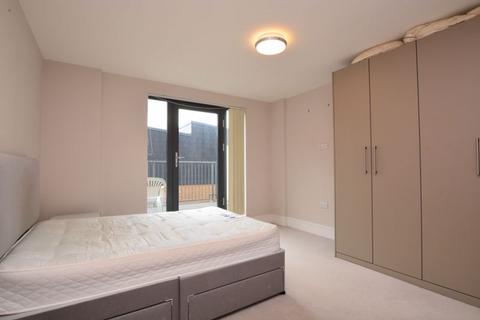 2 bedroom apartment for sale, Bishops Road, Slough