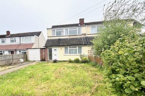 3 bedroom semi-detached house to rent, Hungerford Road, Calne SN11