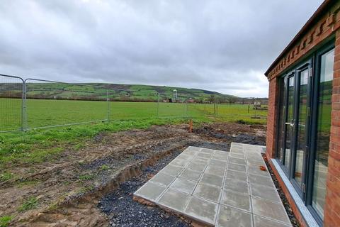 3 bedroom detached bungalow for sale - Long Mountain View, Welshpool