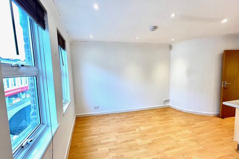 1 bedroom apartment to rent - Kentish Town Road, London NW5