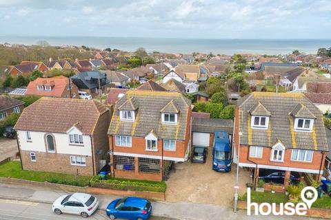 4 bedroom detached house for sale, Queens Road, Sheerness ME12