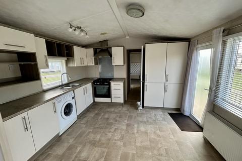 2 bedroom mobile home for sale, Essex Road, Hoddesdon