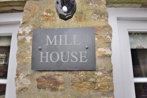 3 bedroom barn conversion to rent, Mill House, Hipswell Mill, Hipswell