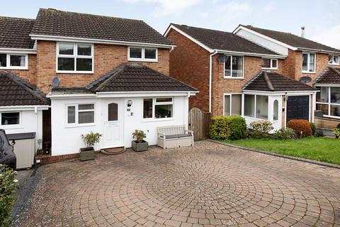 4 bedroom semi-detached house for sale, Howard Close, Teignmouth