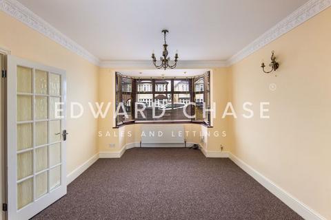 5 bedroom terraced house to rent - Roding Lane North, Woodford Green, IG8