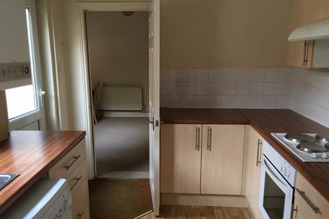 1 bedroom flat to rent, Weedon Road, Northampton, Northamptonshire, NN5 5BG