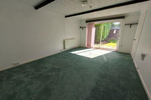 2 bedroom semi-detached bungalow for sale, Snowdon Gardens, Churchdown GL3