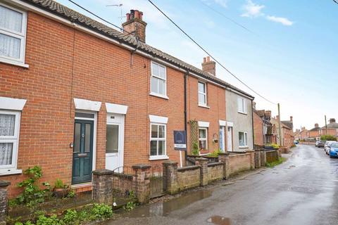 3 bedroom terraced house to rent, The Lane, Melton Constable NR24