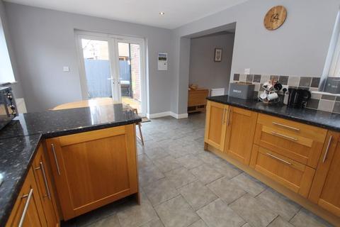3 bedroom detached house for sale, Delph Road, Brierley Hill DY5
