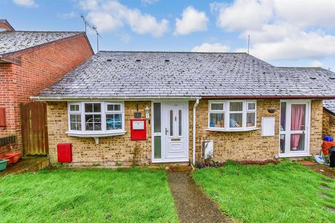 2 bedroom chalet for sale, Montefiore Cottages, Ramsgate, Kent