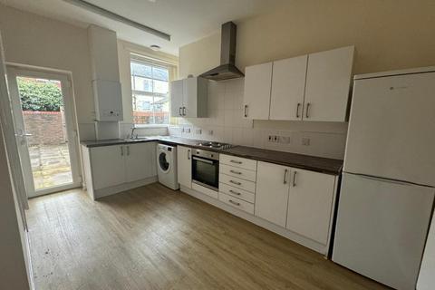 2 bedroom terraced house to rent, Midlothian Street, Clayton, Manchester, M11 4EP