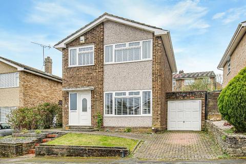 5 Lichfield Way, South Croydon, CR2 8SD