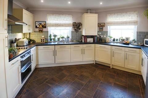 27 Abraham Drive, Wisbech, PE14 0TD