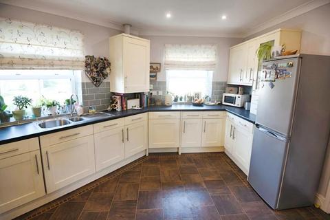 27 Abraham Drive, Wisbech, PE14 0TD