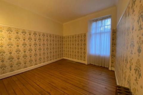 2 bedroom flat to rent, Camphill Avenue, Glasgow, G41 3AU