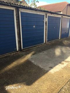 Garage to rent, Peartree Close, South Ockendon RM15