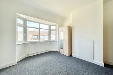 4 bedroom terraced house to rent, Southall, Southall UB1
