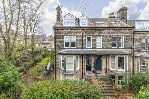 1 bedroom apartment for sale, Yewbank Terrace, Ilkley, West Yorkshire, LS29