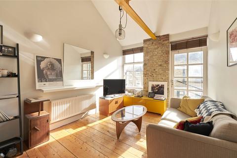 29 Time Square, London, E8 2LT
