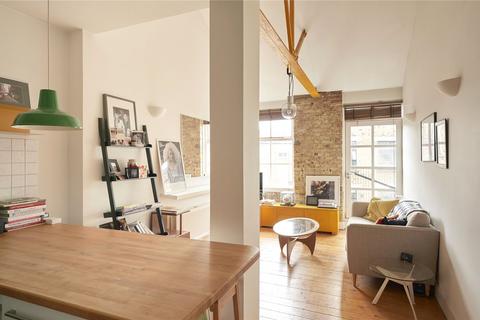 29 Time Square, London, E8 2LT