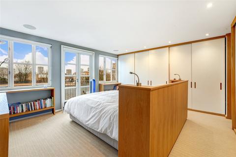 3 bedroom apartment to rent, Battersea High Street, London, SW11
