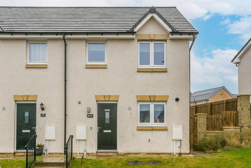 Meikle Drive, Penicuik, EH26 3 bed semidetached house for sale £250,000