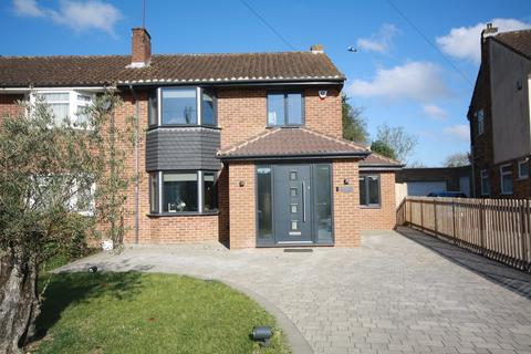 4 bedroom semi-detached house to rent, Pinewood Green, Iver SL0