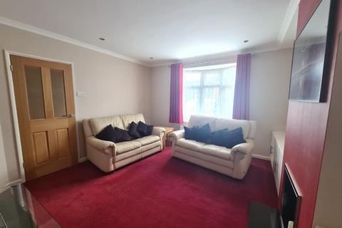 106 Winchcombe Road, Carshalton, SM5 1RN