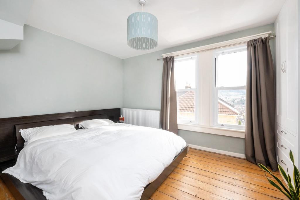 4 Pera Place, Bath, BA1 5 NX-10.jpg
