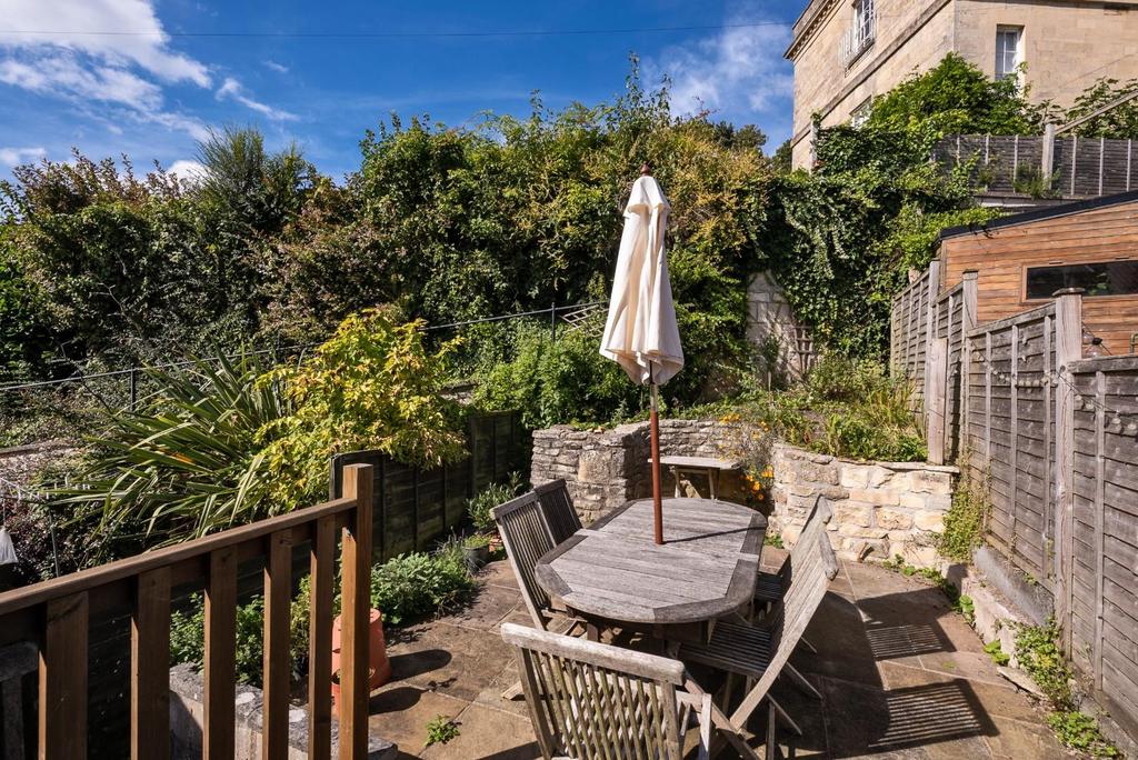 4 Pera Place, Bath BA1 5 NX-3.jpg