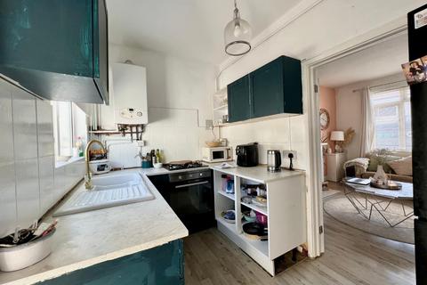 2 bedroom end of terrace house for sale - Naseby Street, Semilong, Northampton NN2