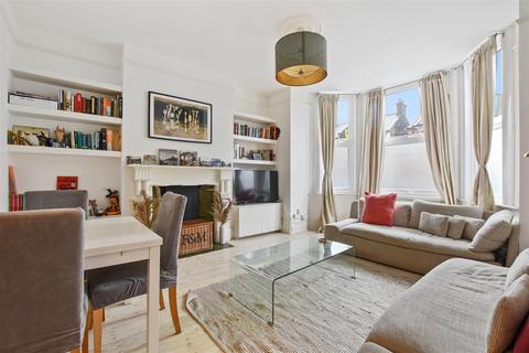 2 bedroom flat for sale, Radcliffe Avenue, Willesden Junction