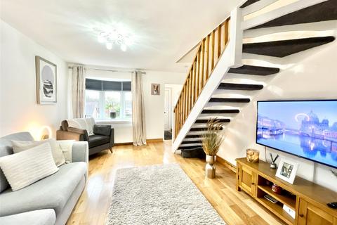 2 bedroom terraced house for sale - Dykes Way, Windy Nook, Gateshead, NE10