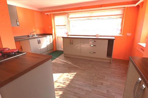 3 bedroom end of terrace house for sale, Selby Street, Lowestoft